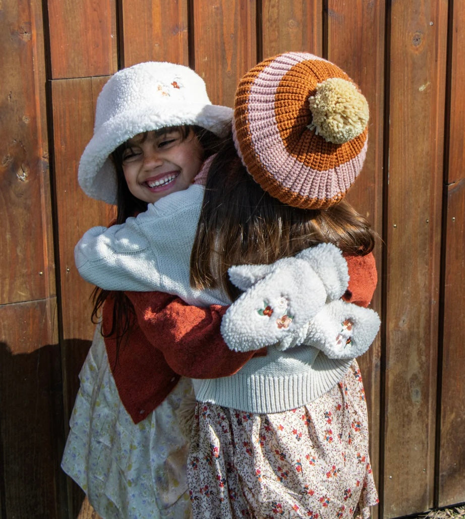 WILDFLOWER BORG BUCKET HAT