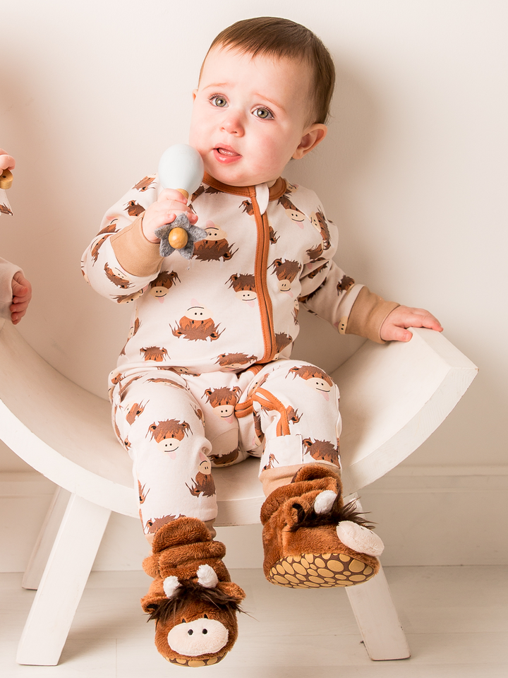 Neutral Hamish Highland Cow Zip-Up Romper: 0-3 Months
