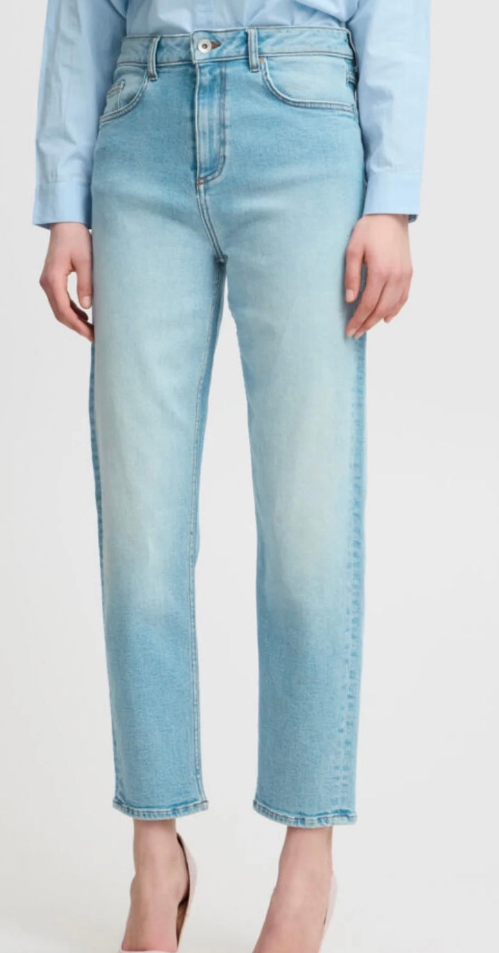 LIGHT BLUE DENIM LOETTA JEAN