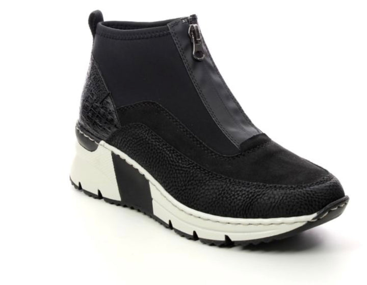 N6352-00 BLACK TRAINER