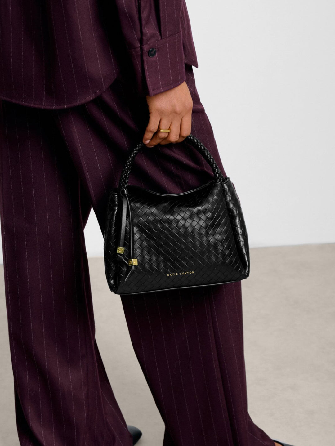 NOVA WOVEN TEXTURE TOP HANDLE BAG
| BLACK | 17.5cm x 24cm x 12cm