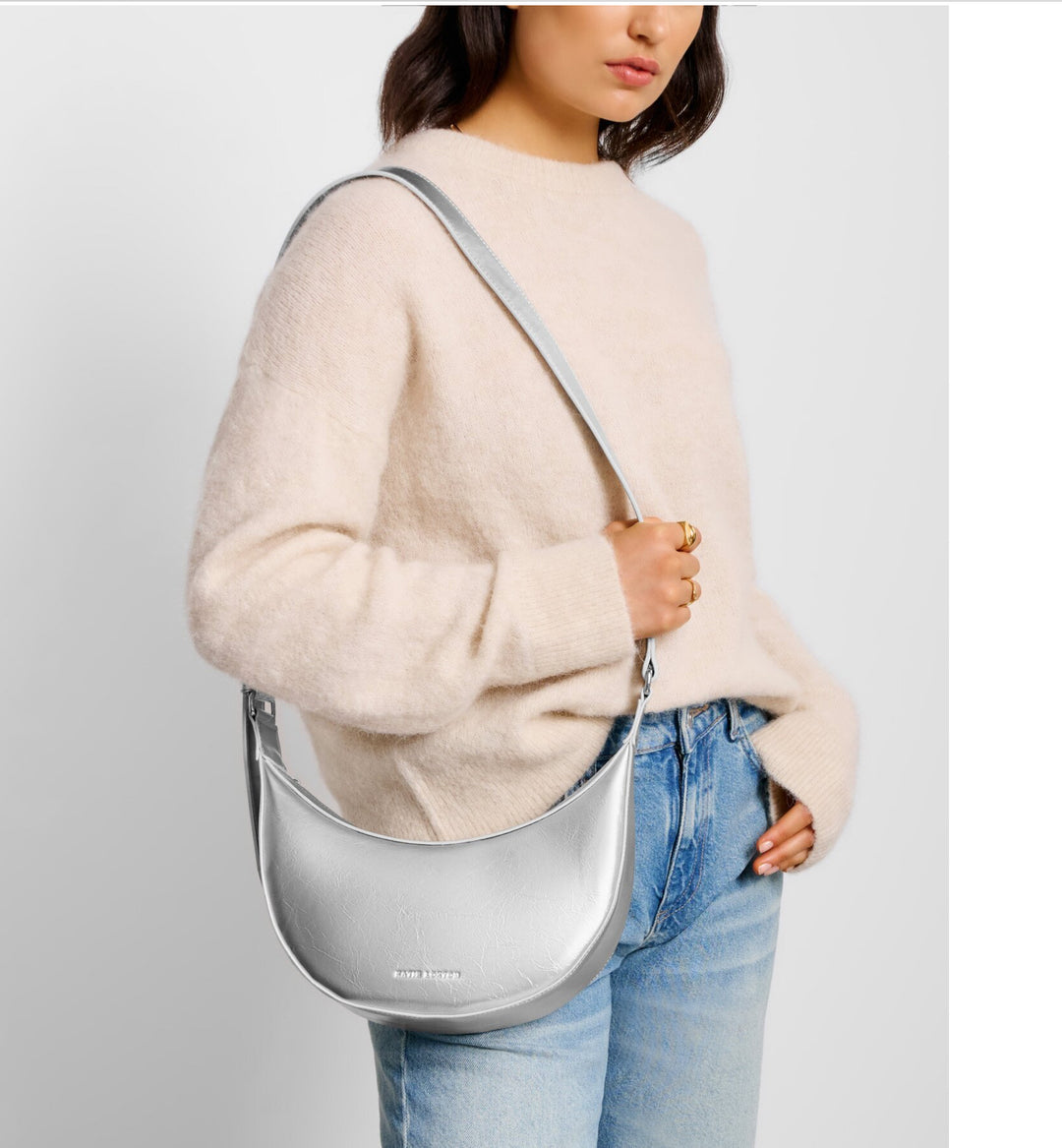 AMINA PATENT CRACKLE SLING BAG| SILVER
