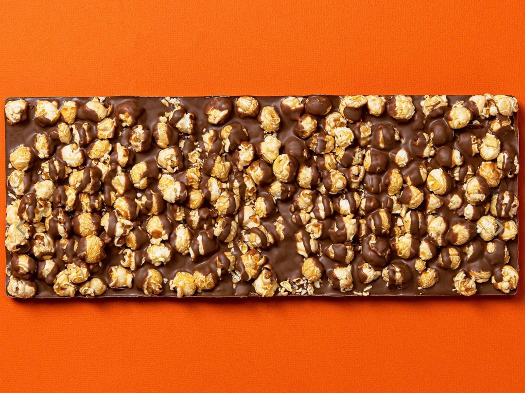 POPCORN KITCHEN SMOOTH MILK CHOCOLATE TOPPED WITH SALTED CARAMEL POPCORN 750g