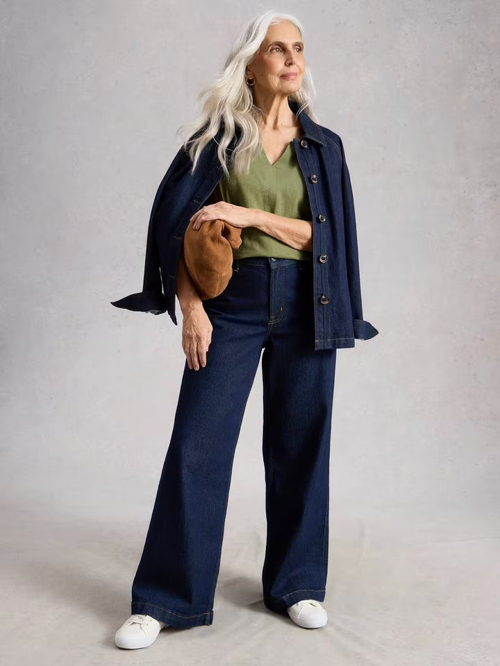 NELLY NOTCH NECK BRIGHT GREEN TEE