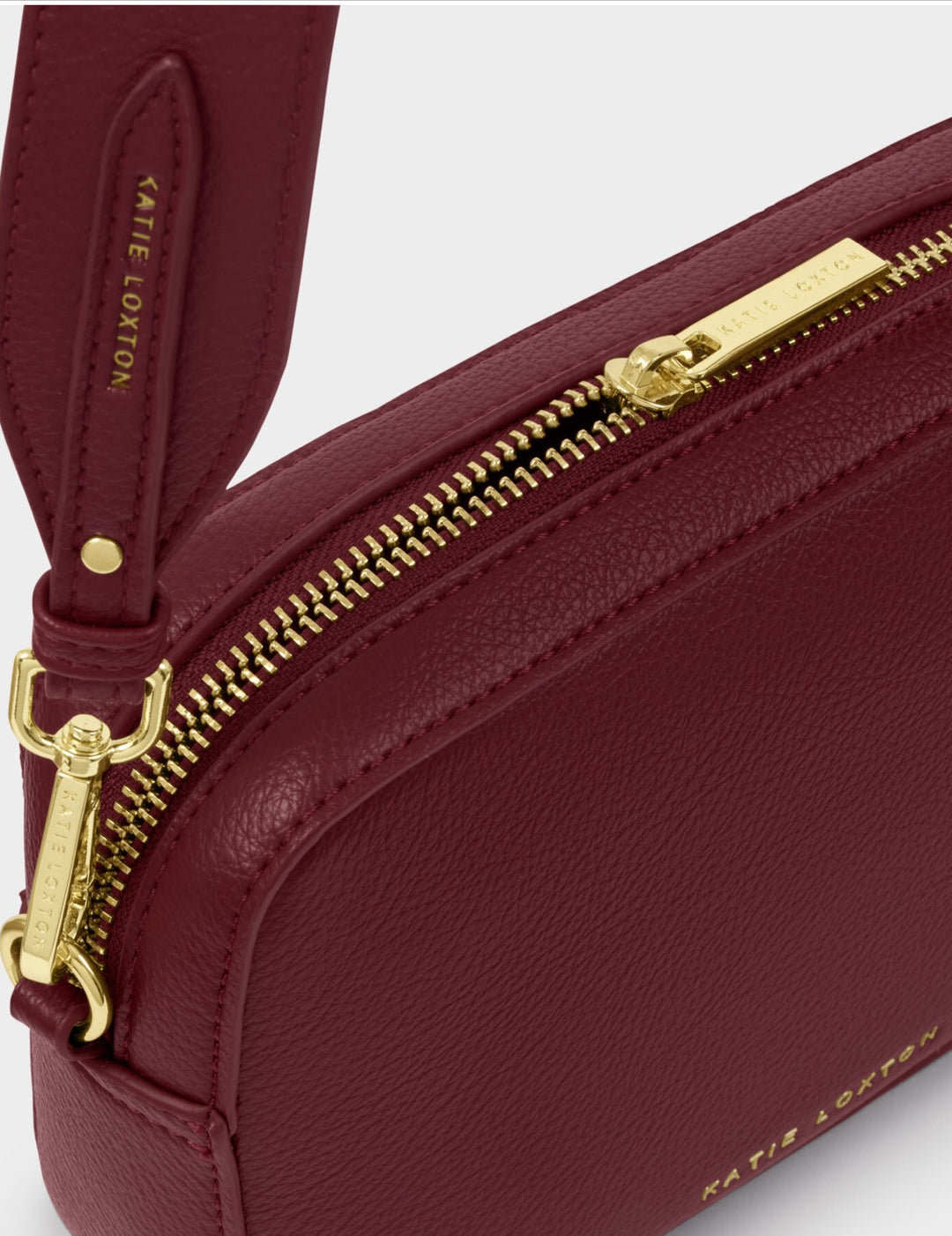 AVERY SMALL CROSSBODY BAG | CHERRY