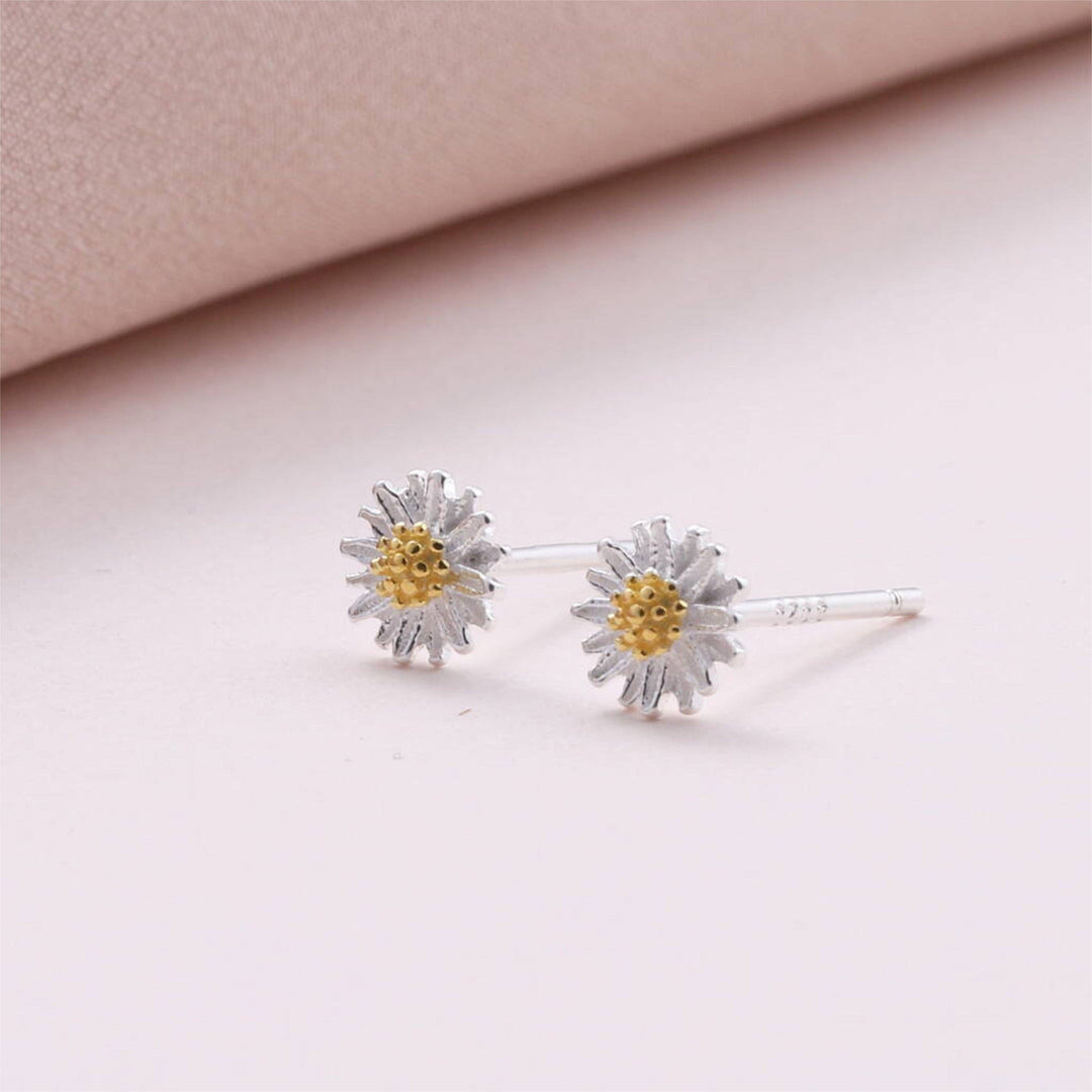 TT51029 Birthday wishes daisy flower earrings