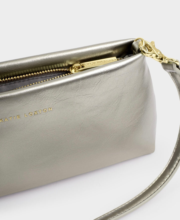 NOVA TEXTURED PATENT CLUTCH | PEWTER