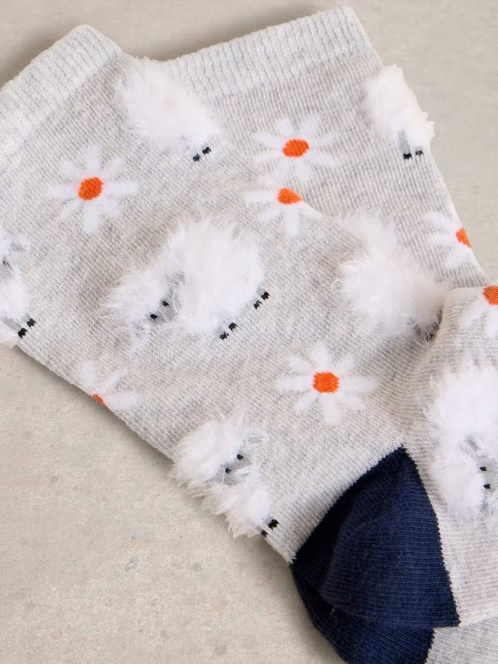 FLUFFY SHEEP ANKLE SOCKS GREY MLT SIZE 3-5