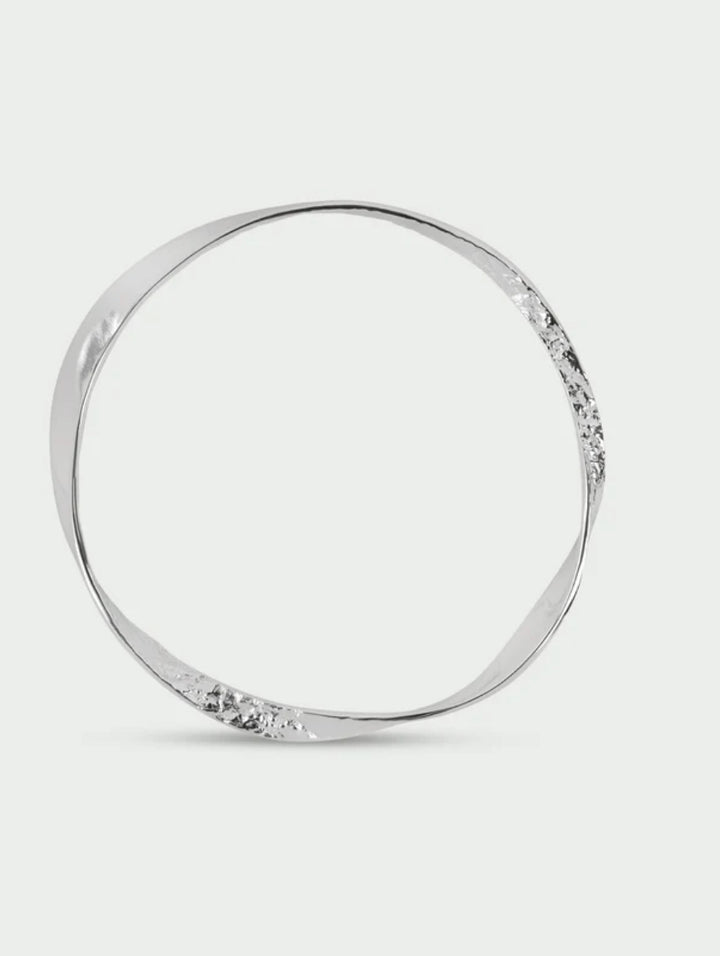 TEXTURE COASTAL BANGLE