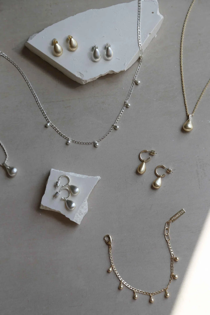 TEARDROP EARRINGS GOLD