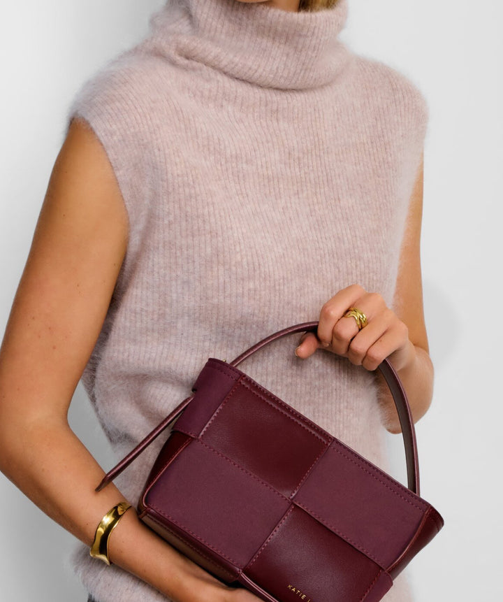 TAYA WOVEN SUEDETTE TOP HANDLE
BAG| CHERRY