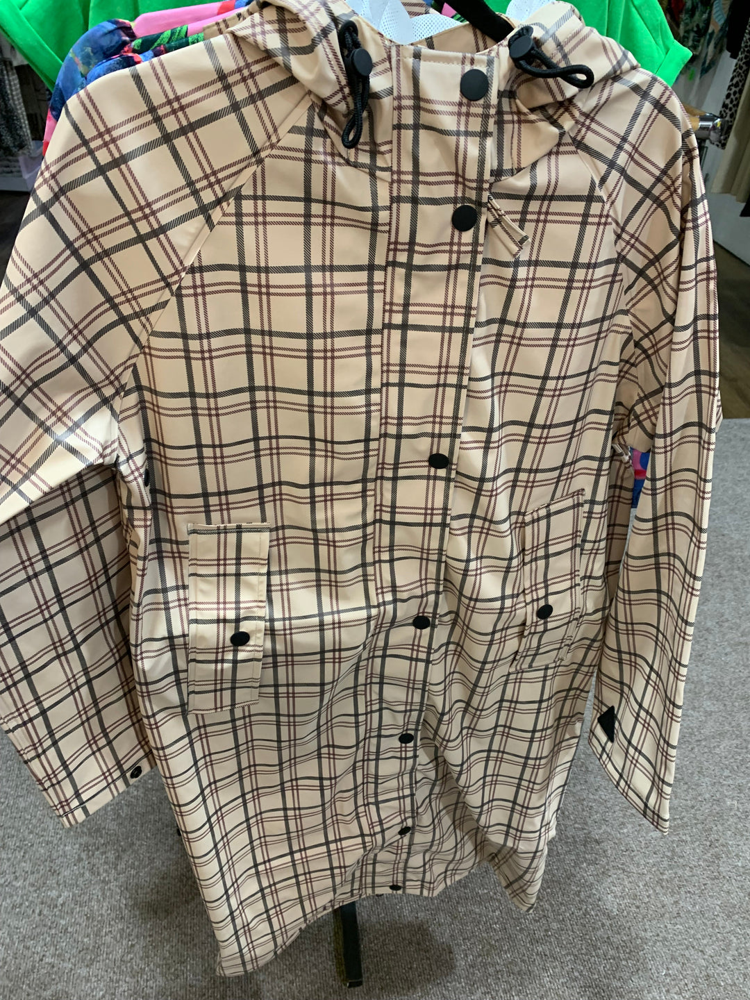 AVAN CHECK COAT 2