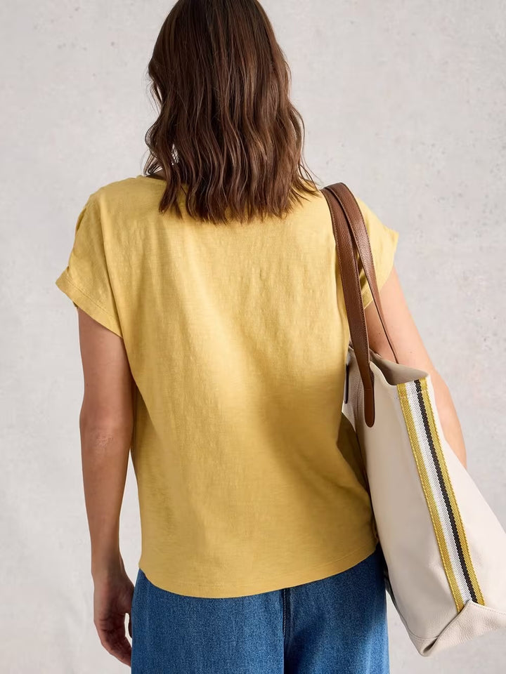 RACHEL RUCHED TEE LIGHT YELLOW