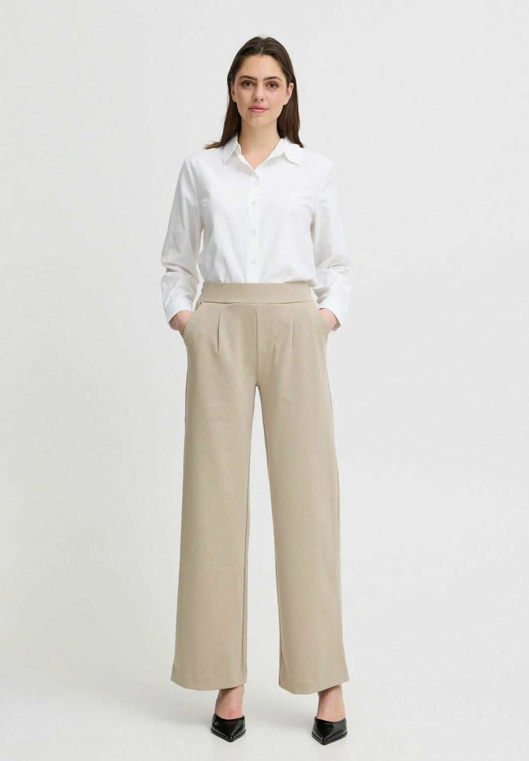 ROASTED CASHEW RIZETTA WIDE LEG TROUSER