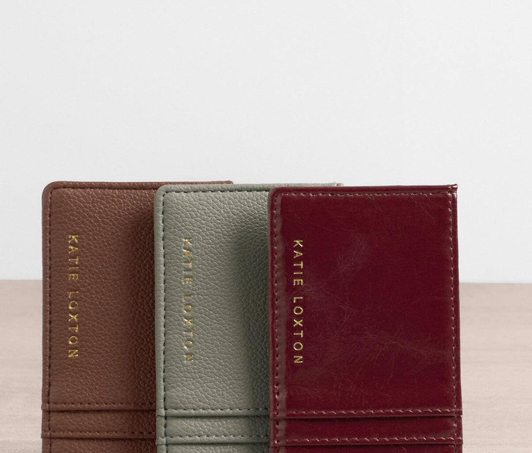 LAILA SLIM TEXTURED PATENT CARDHOLDER | CHERRY