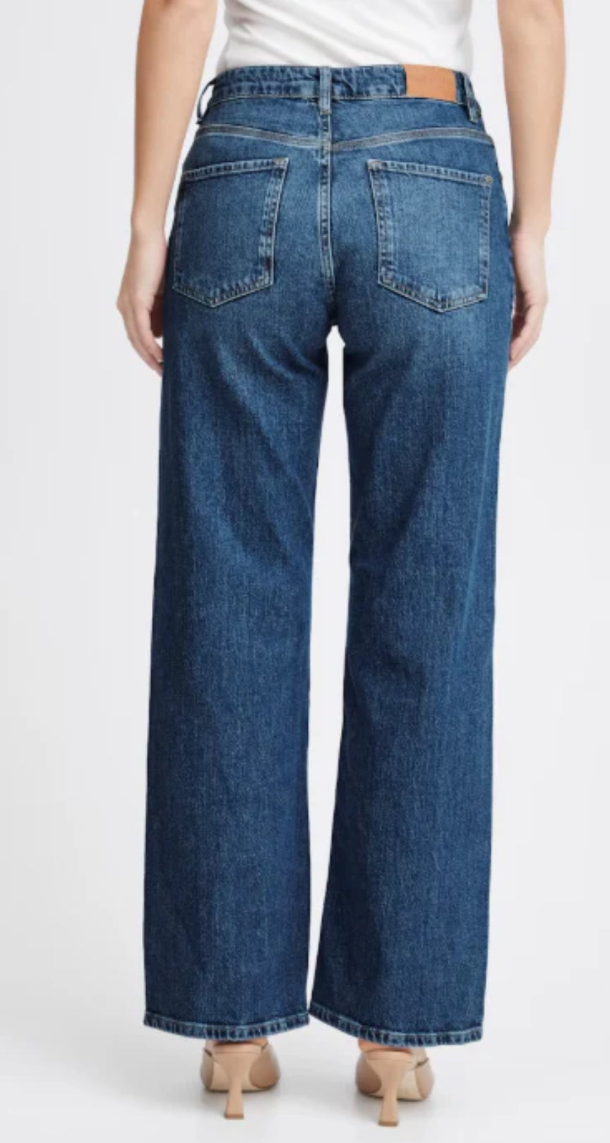 VEGA UHW JEANS WIDE LEG MEDIUM BLUE DENIM