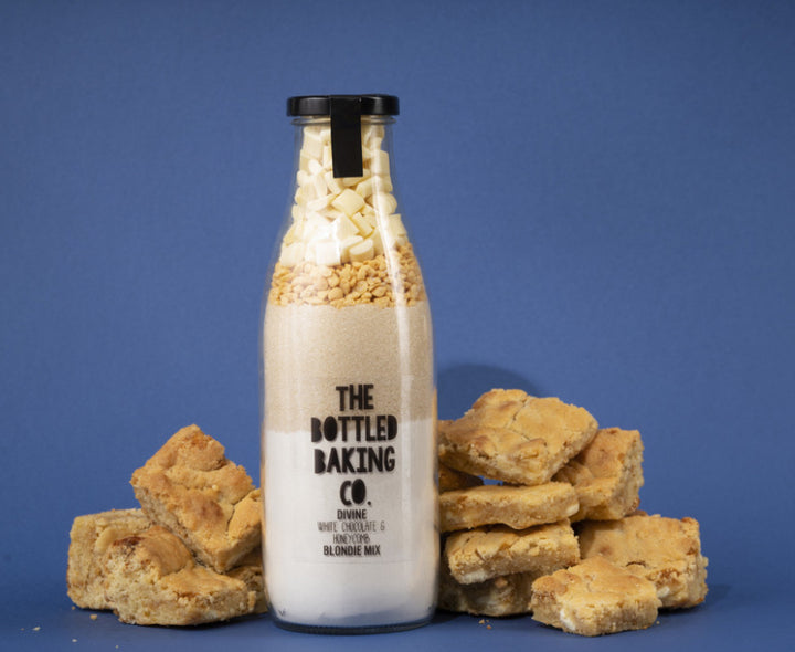 DIVINE WHITE CHOCOLATE & HONEYCOMB BLONDIE MIX