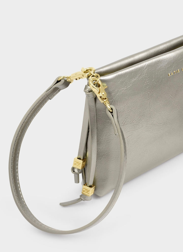 NOVA TEXTURED PATENT CLUTCH | PEWTER