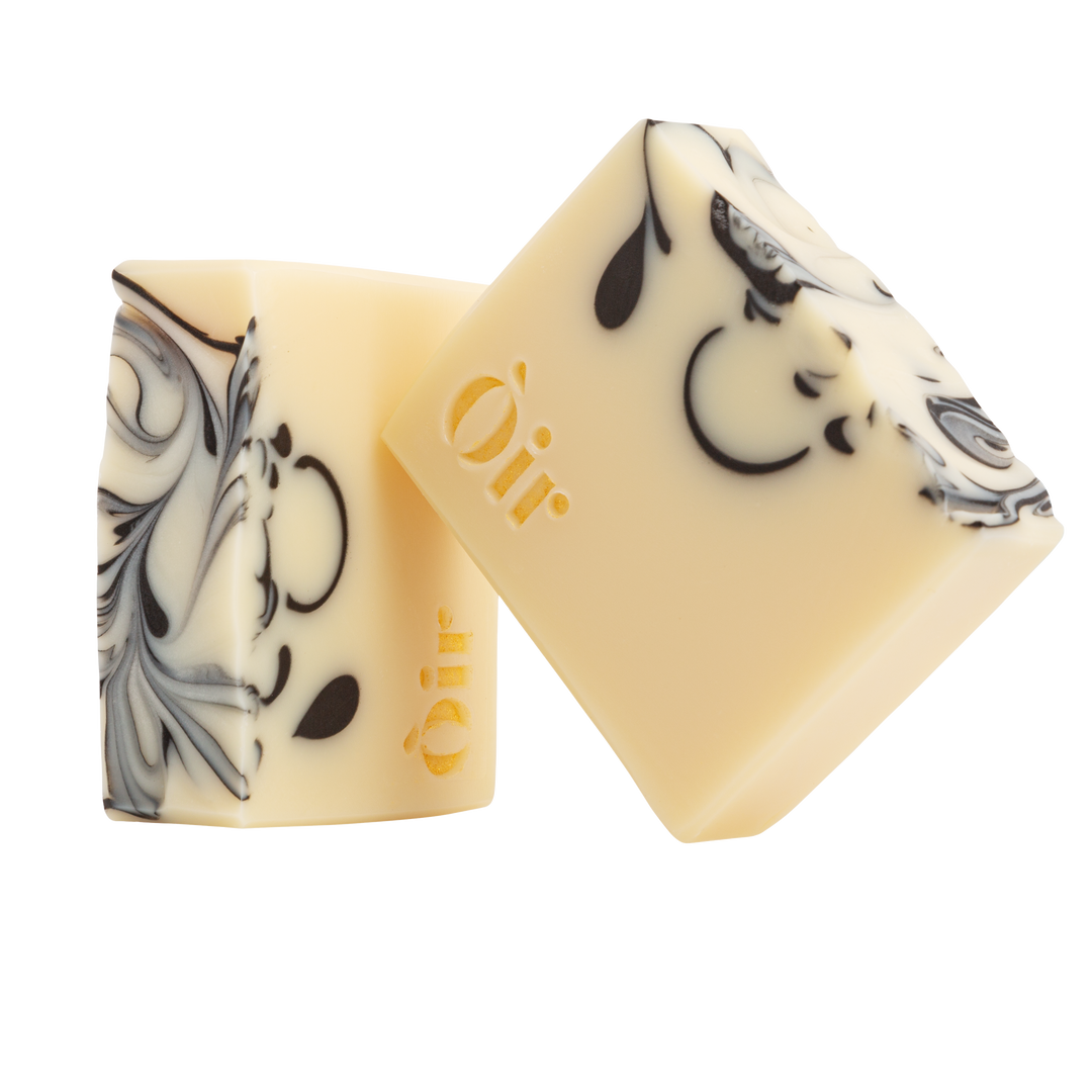 CEDARWOOD, CLARY SAGE, ROSE GERANIUM, VETIVER SOAP