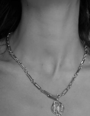 BAIA LARIAT NECKLACE SILVER