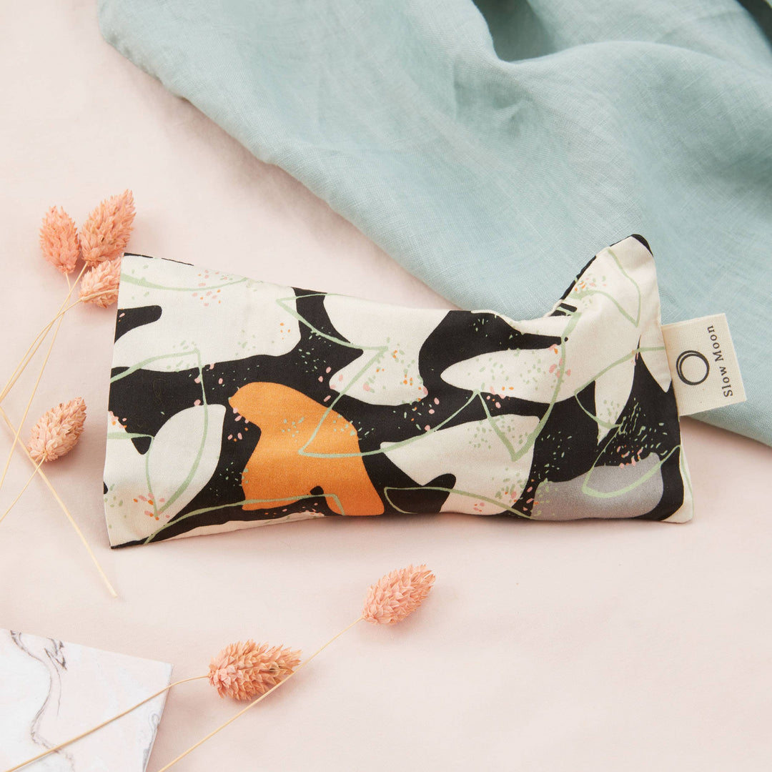 Organic Cotton Eye Pillow for Relaxation and Yoga - Cosmos