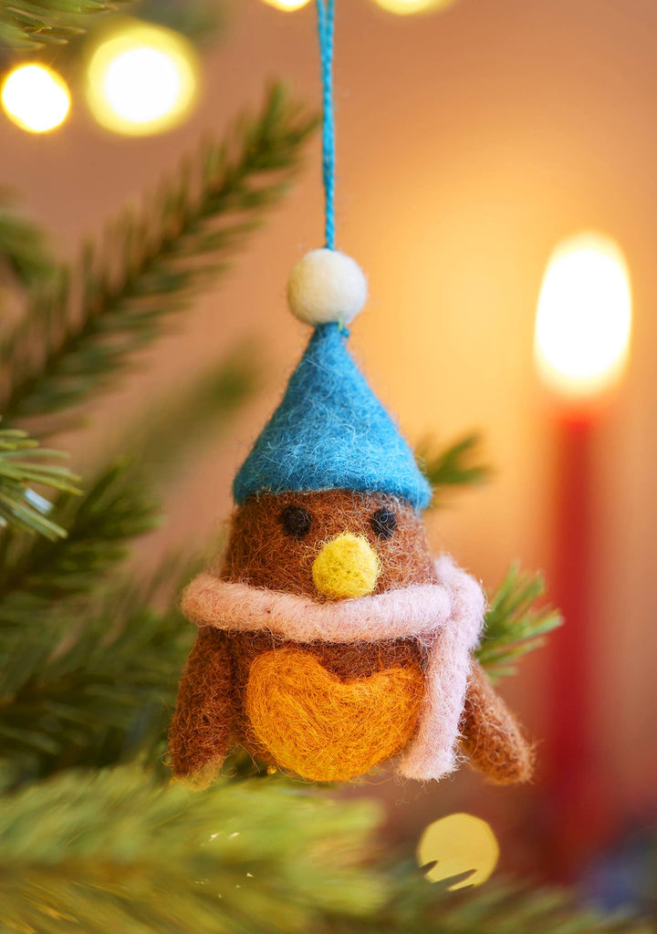 Set of 5 Hanging Felt Robin Decorations