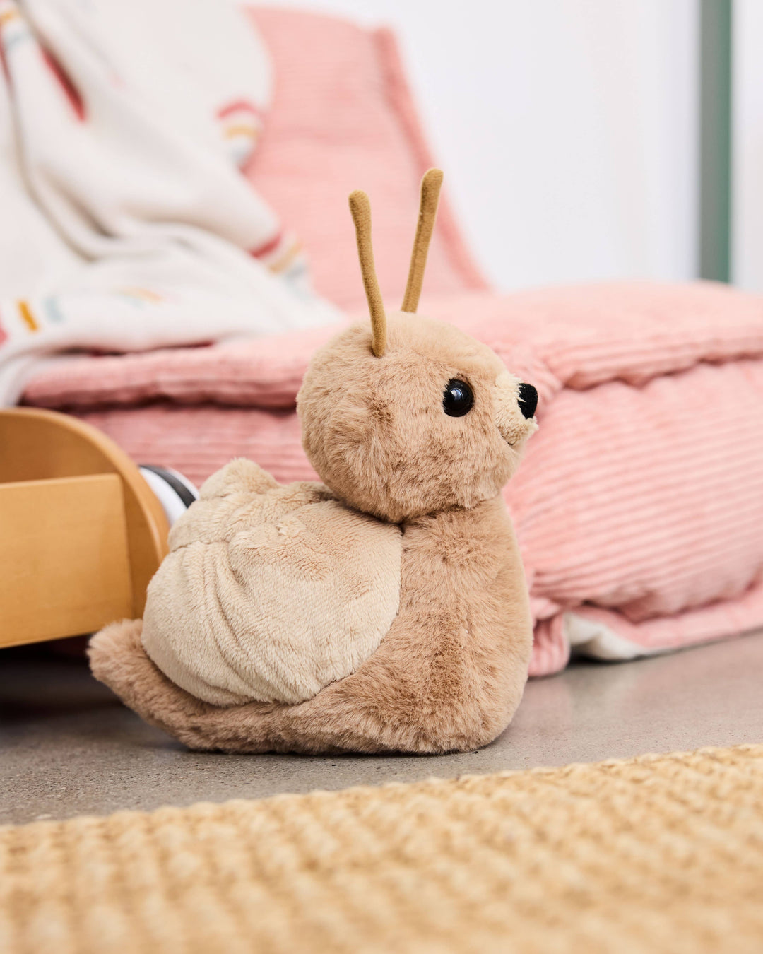 Saffy Snail Oatmeal Brown Soft Plush Toy Teddy Bear: Bear & Me / Snail