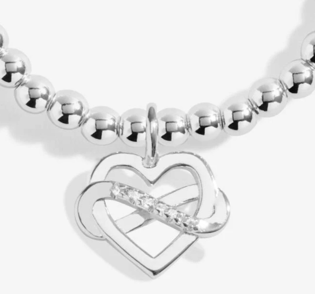 A LITTLE FAMILY IS A GIFT THAT LASTS FOREVER BRACELET