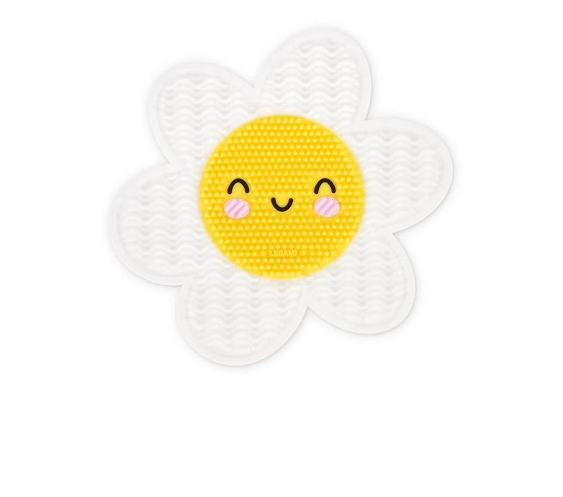 BRUSH IT OFF - MAKEUP BRUSH CLEANING PAD DAISY