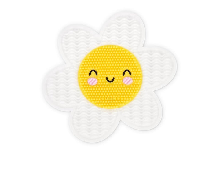 BRUSH IT OFF - MAKEUP BRUSH CLEANING PAD DAISY