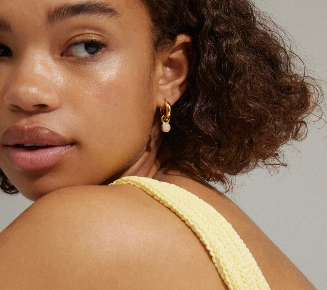 EVAH ROSA HOOP EARRINGS GOLD PLATED