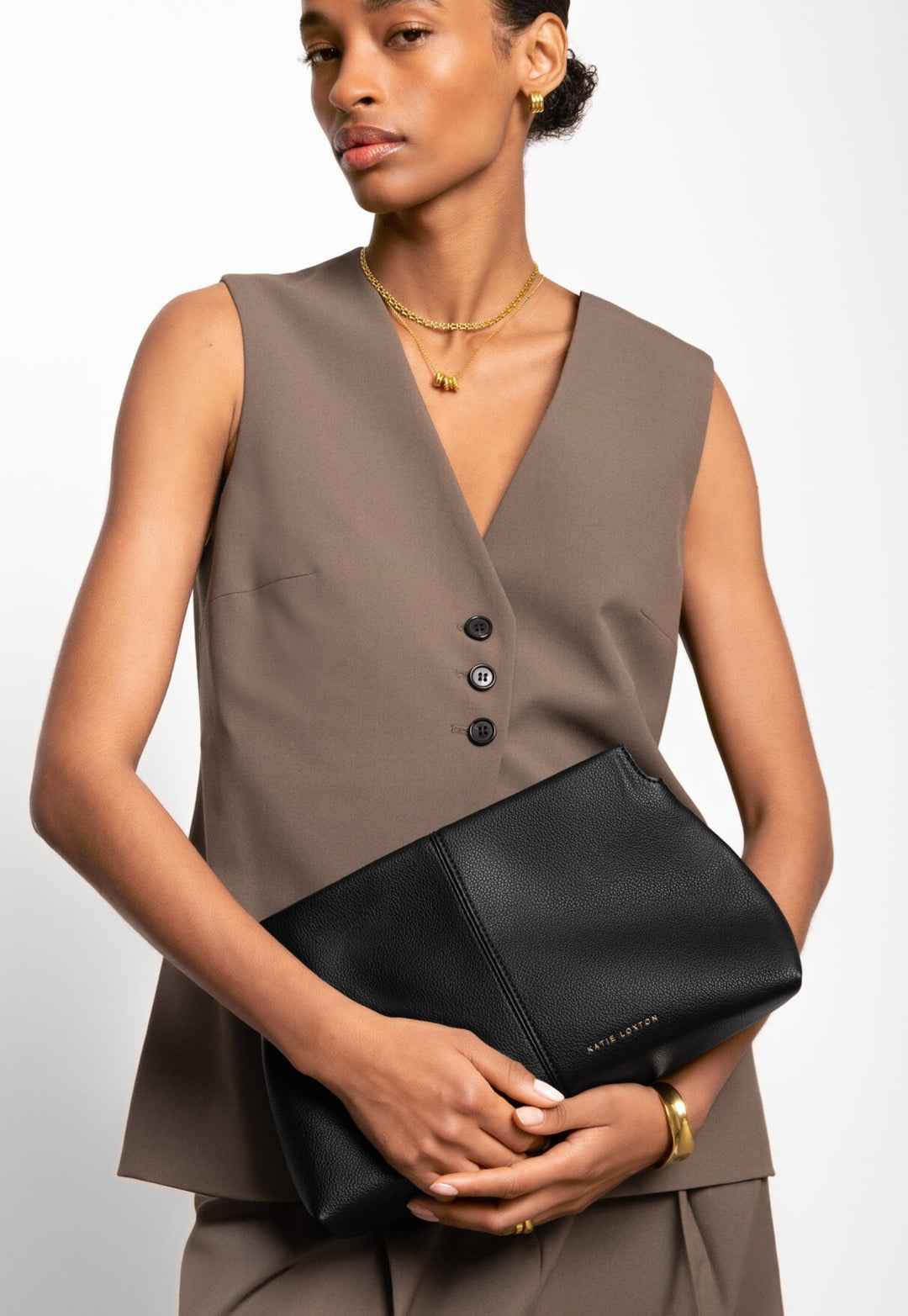 LAILA CLUTCH | BLACK