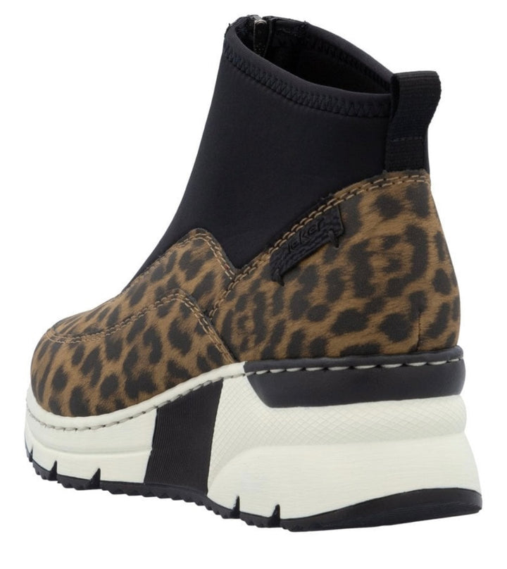 N6352-90 LEOPARD SLIP ON TRAINER
