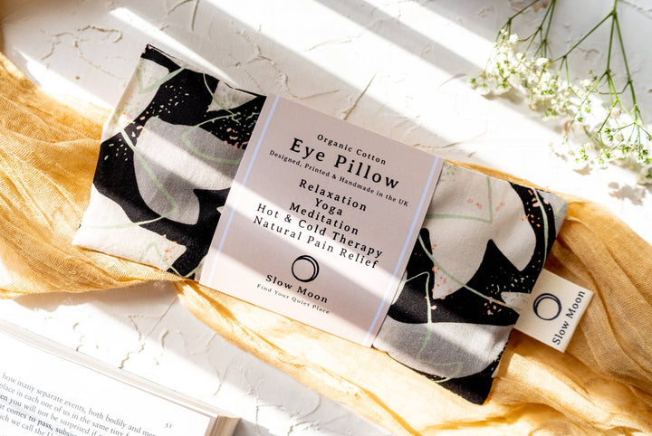 Organic Cotton Eye Pillow for Relaxation and Yoga - Cosmos