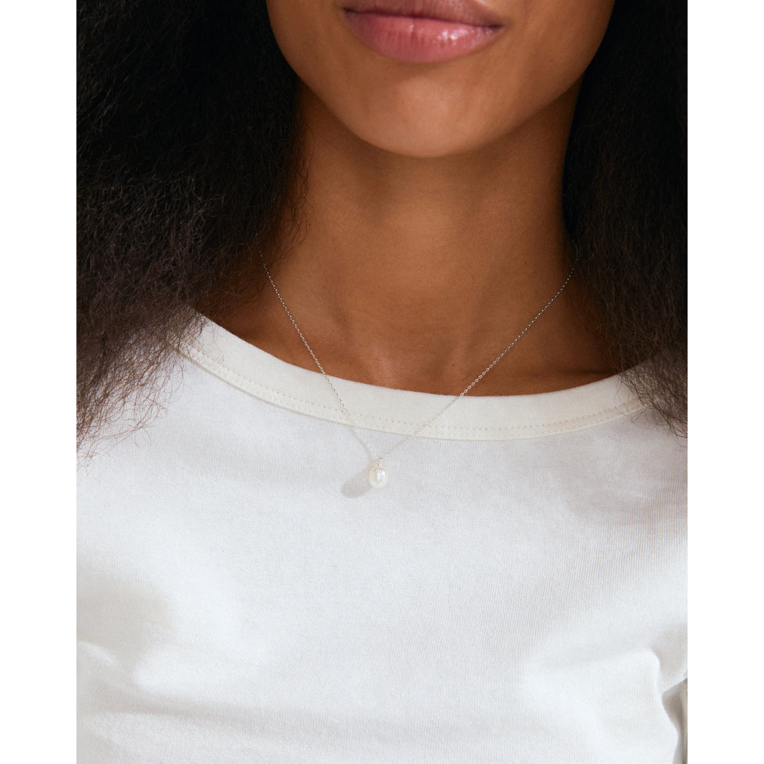 EILA NECKLACE SILVER