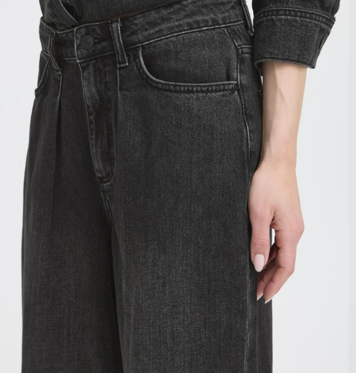 KANOA WIDE JEANS BLACK DENIM
