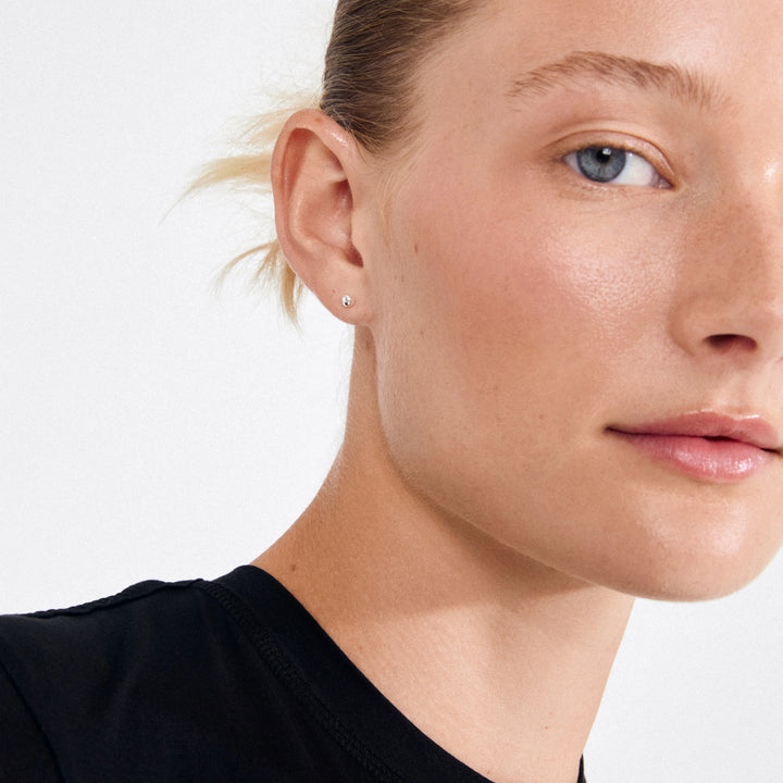 MOLLY SILVER STUD EARRINGS