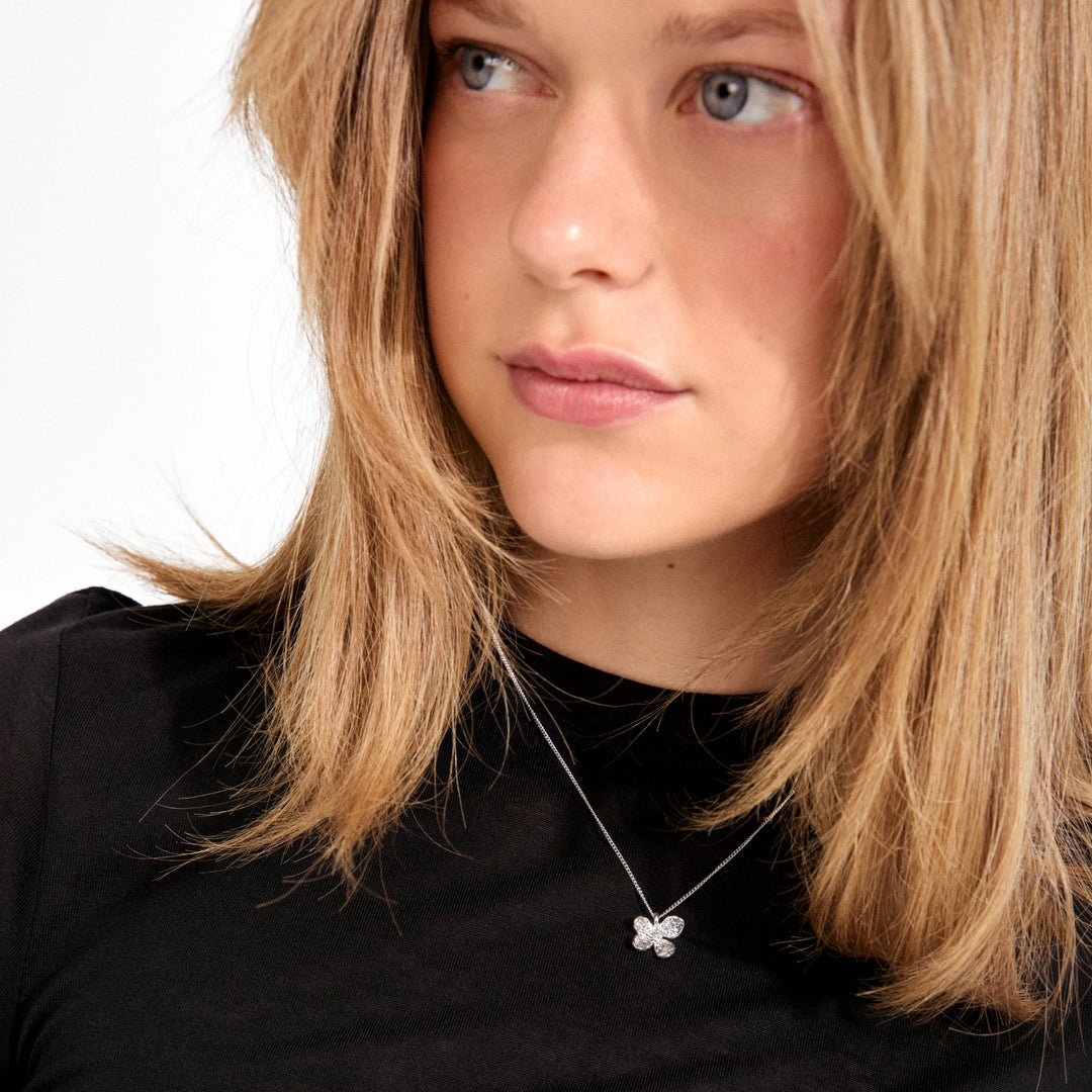 AJANI NECKLACE SILVER