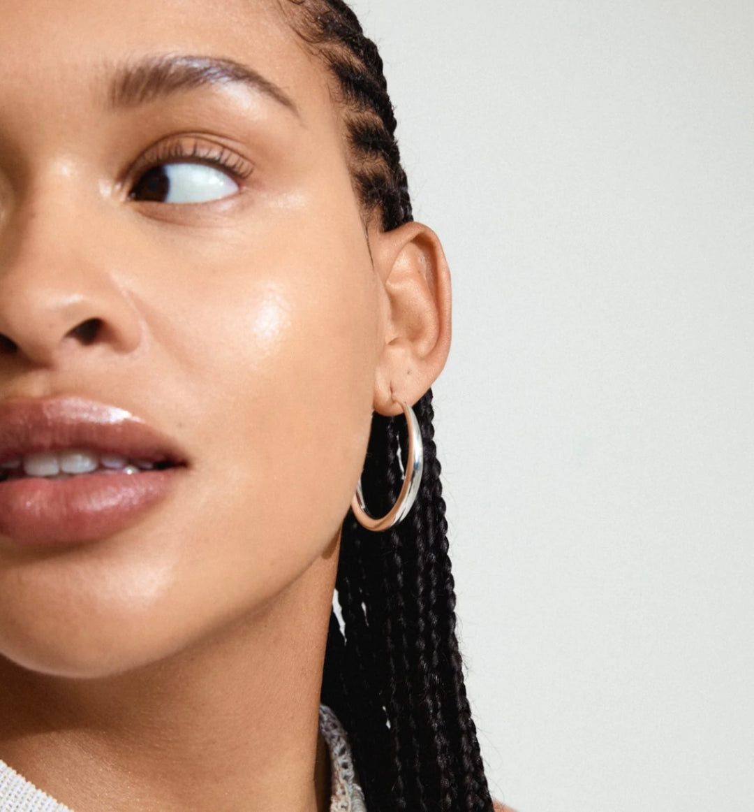 JORUN LARGE HOOP EARRINGS SILVER PLATED