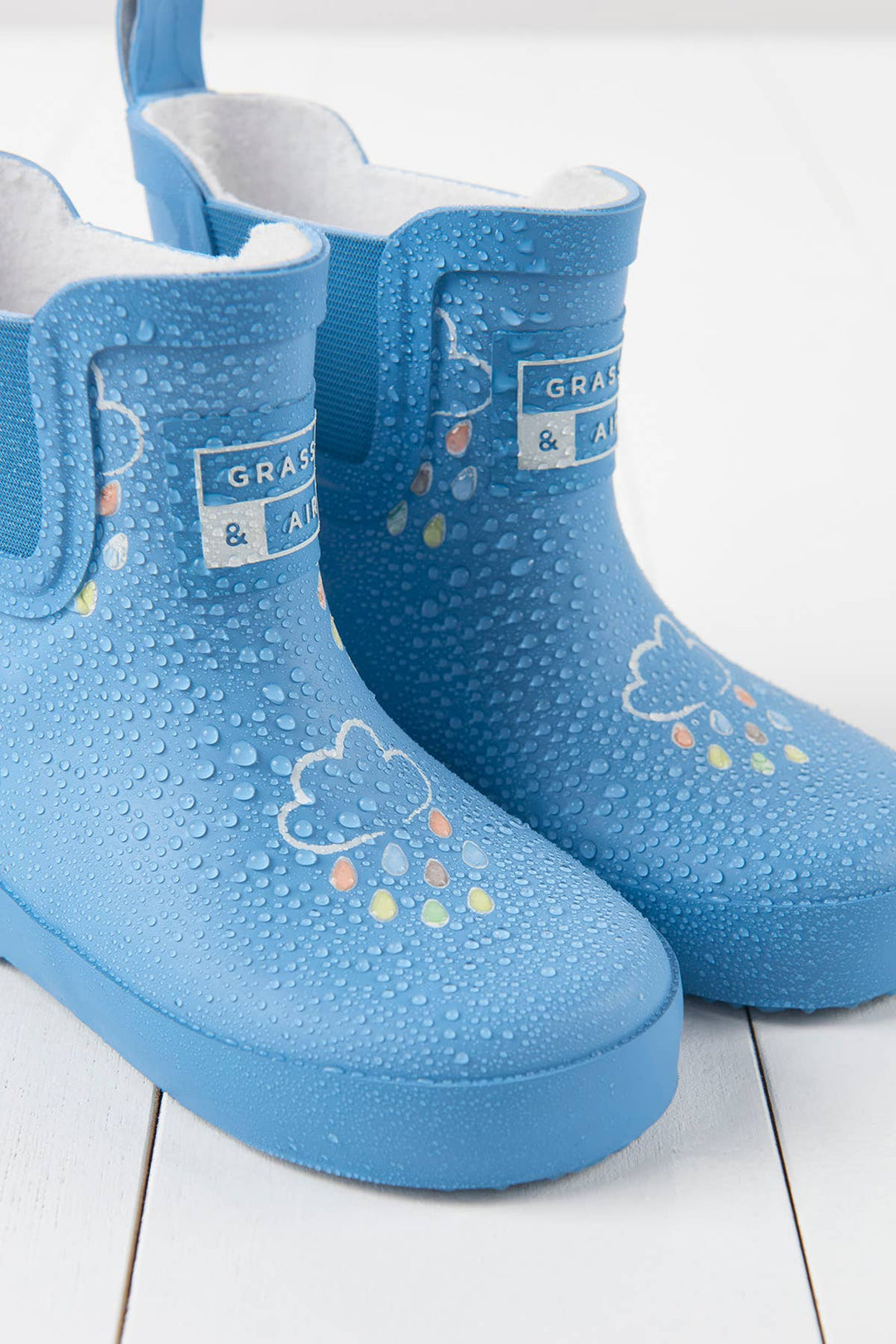 Cornflower Blue Short Colour-Changing Kids Wellies: UK3