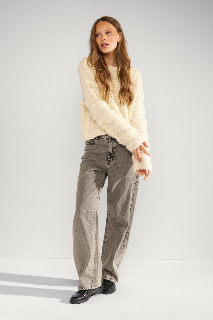 NUSHEEBA Pullover