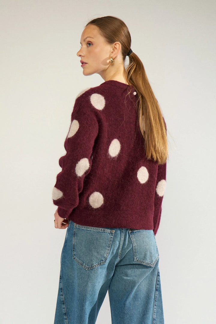 NUSURI Dot Pullover