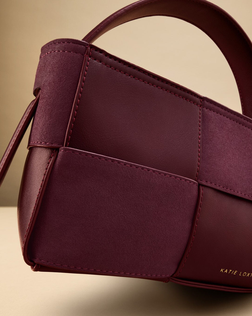 TAYA WOVEN SUEDETTE TOP HANDLE
BAG| CHERRY