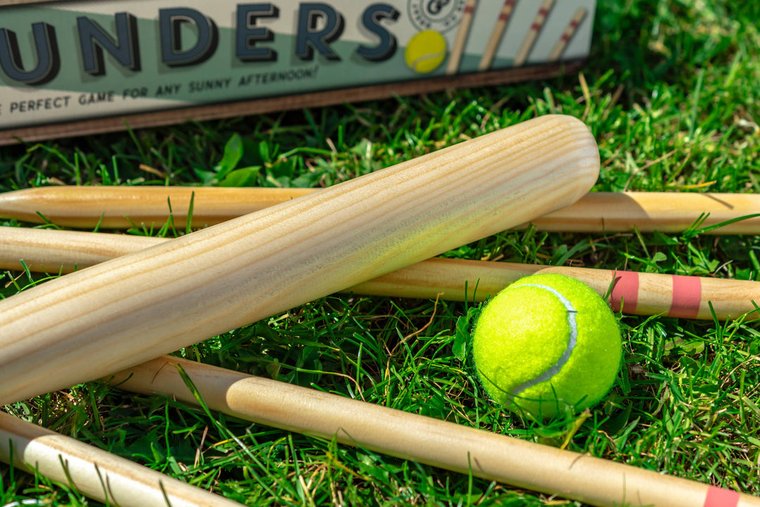 WOODEN ROUNDERS
