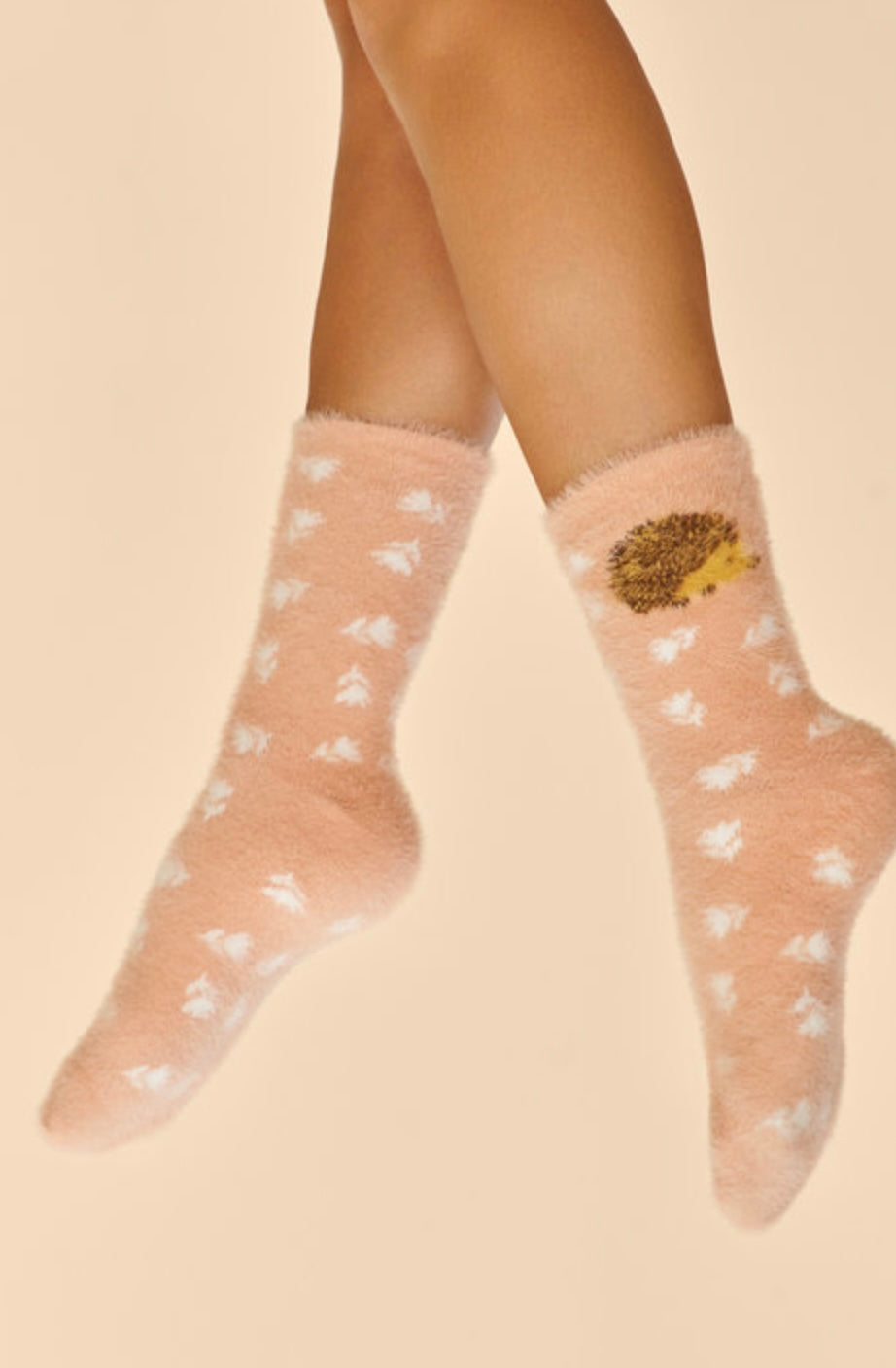 HAPPY HEDGEHOG PETAL SLIPPER SOCKS