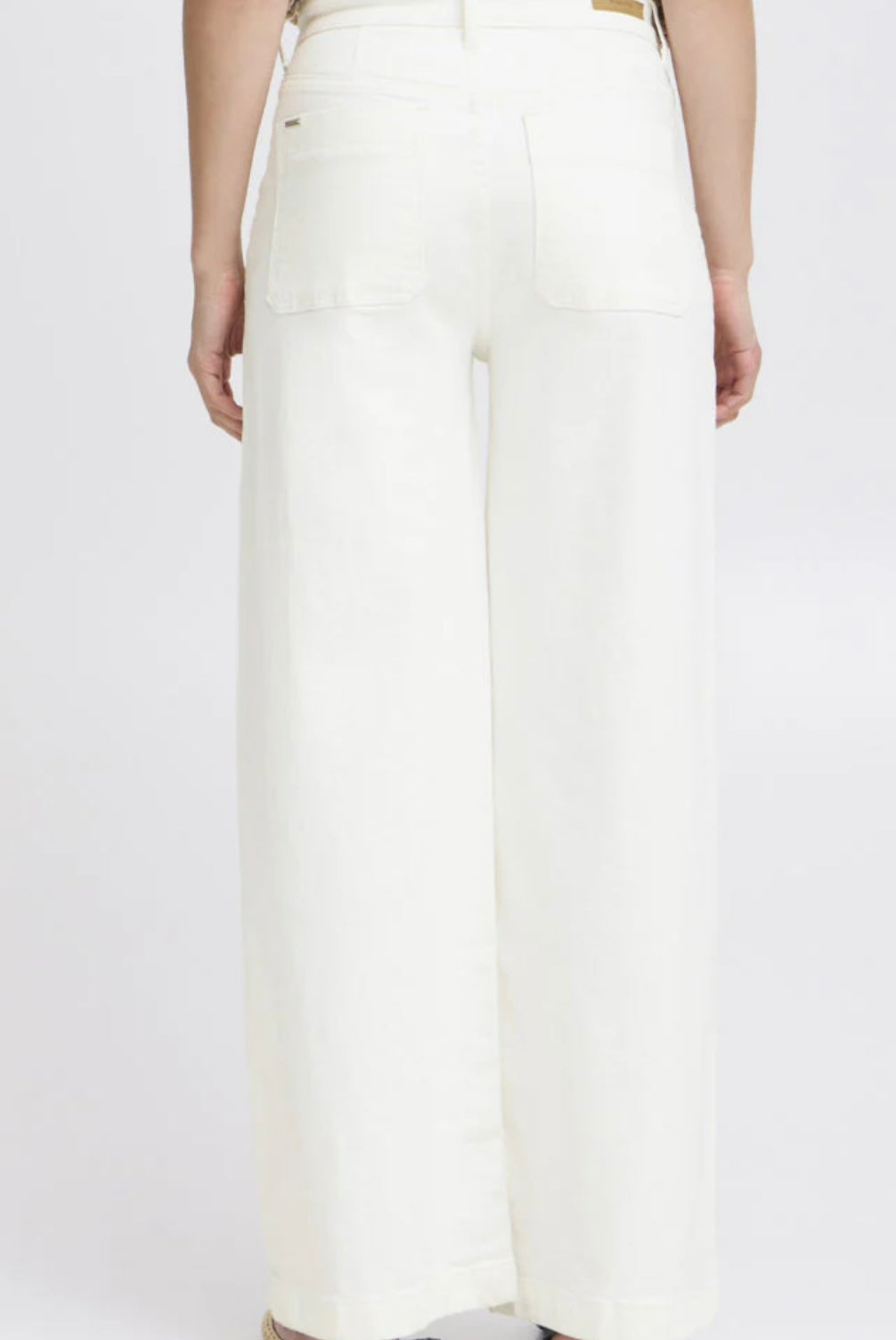 LYDIA POCKET JEANS MARSHMALLOW