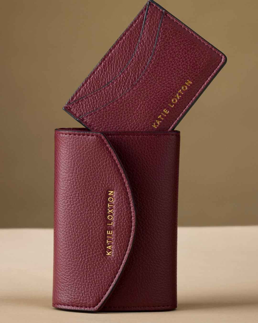 ALBA CARDHOLDER | CHERRY