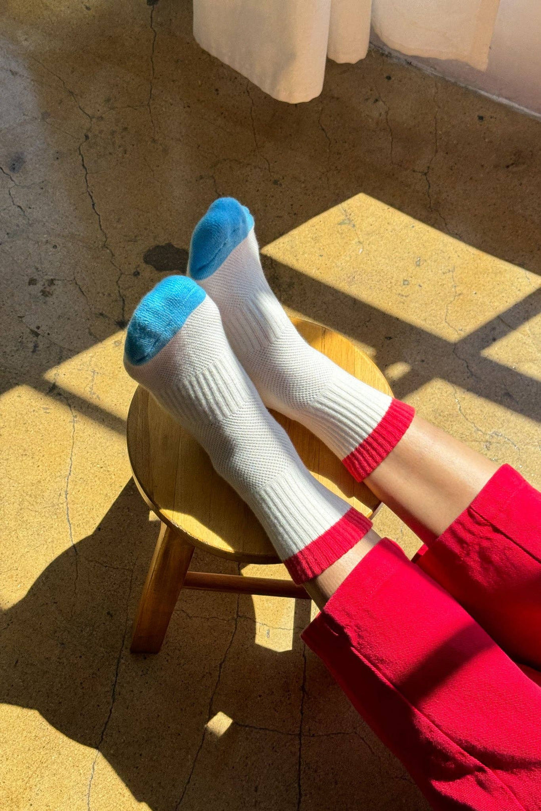 Color Block Girlfriend Socks : Blue Red
