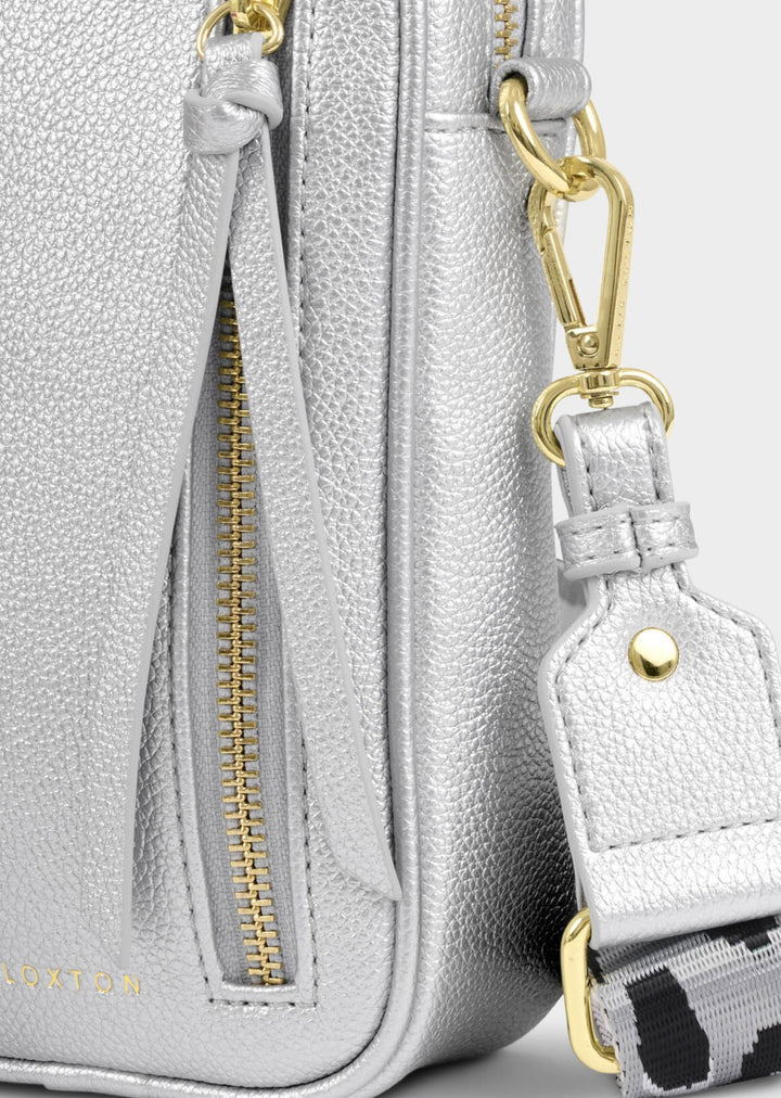 HALLIE SMALL CROSSBODY BAG SILVER