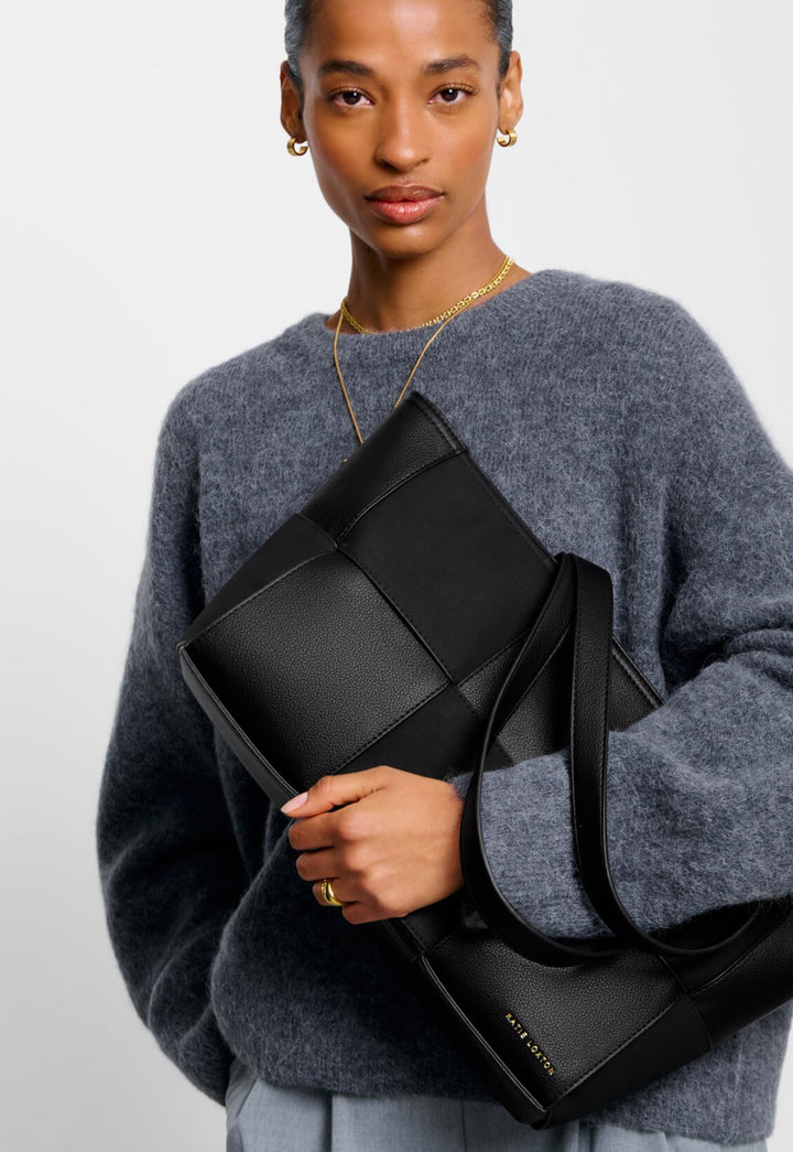 TAYA WOVEN SUEDETTE TOTE BAG | BLACK